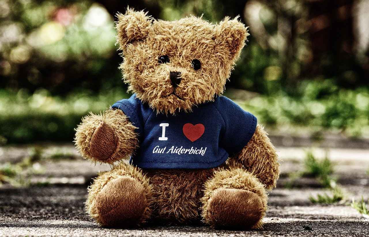 Custom T-Shirt Design Ideas for Your Next Party or Event 10 10. Utilizing Online Tools for Custom T-Shirt Design