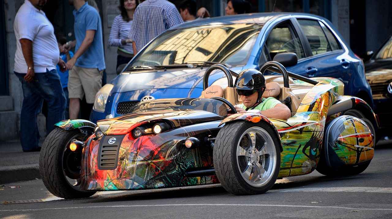 Custom Vintage T-Shirts: A Trendy Way to Personalize Your Wardrobe 3 Designing Your Custom Vintage T-Shirt