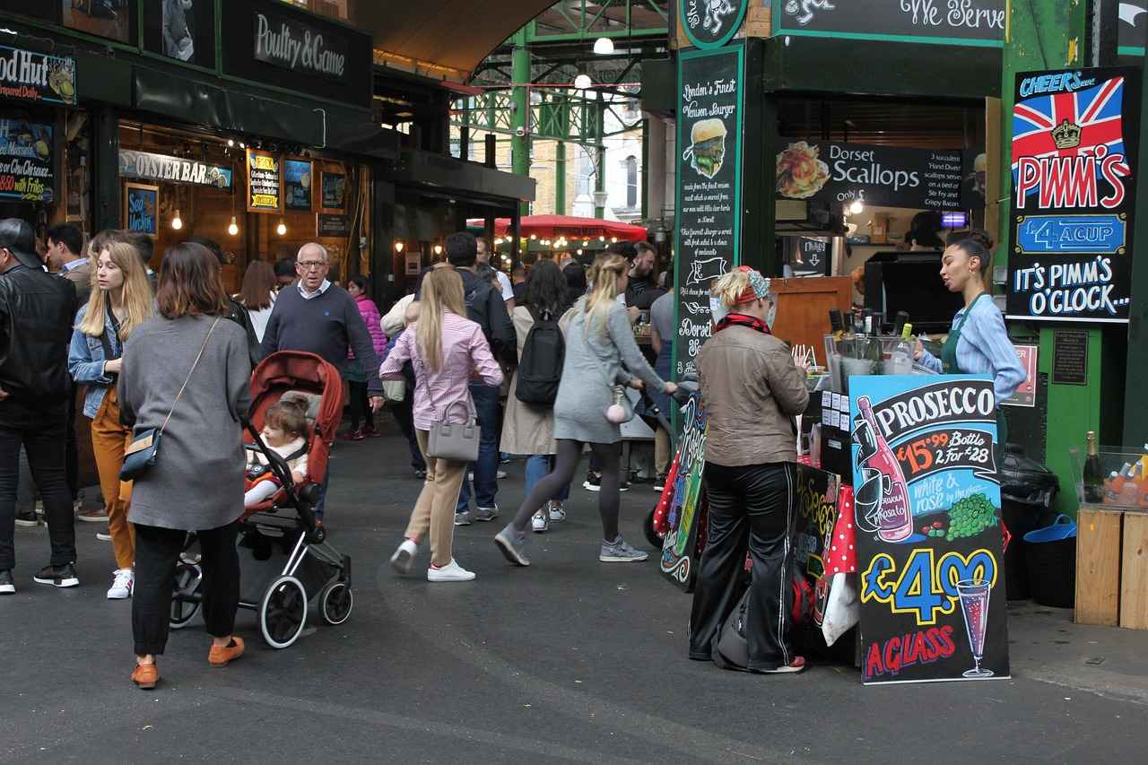 How to Choose the Right Fabric for Your Custom T-Shirts How to Choose the Right Fabric for Your Custom T-Shirts